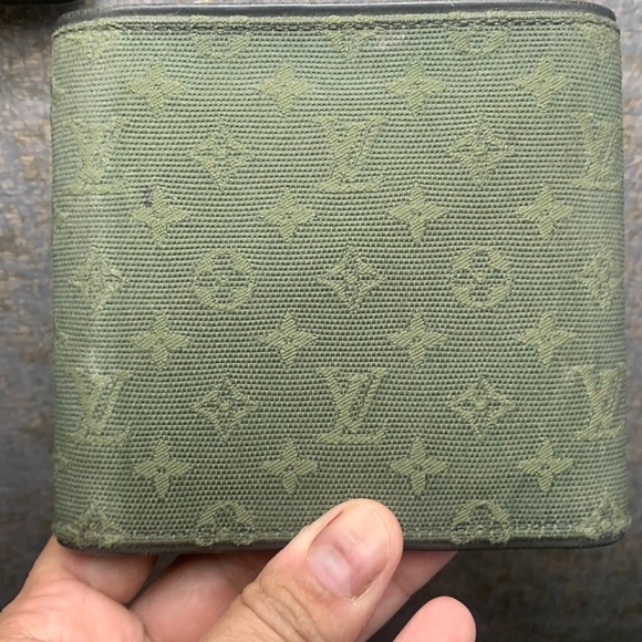 Louis Vuitton bag and wallet (sold as a set) - Picture 12 of 16